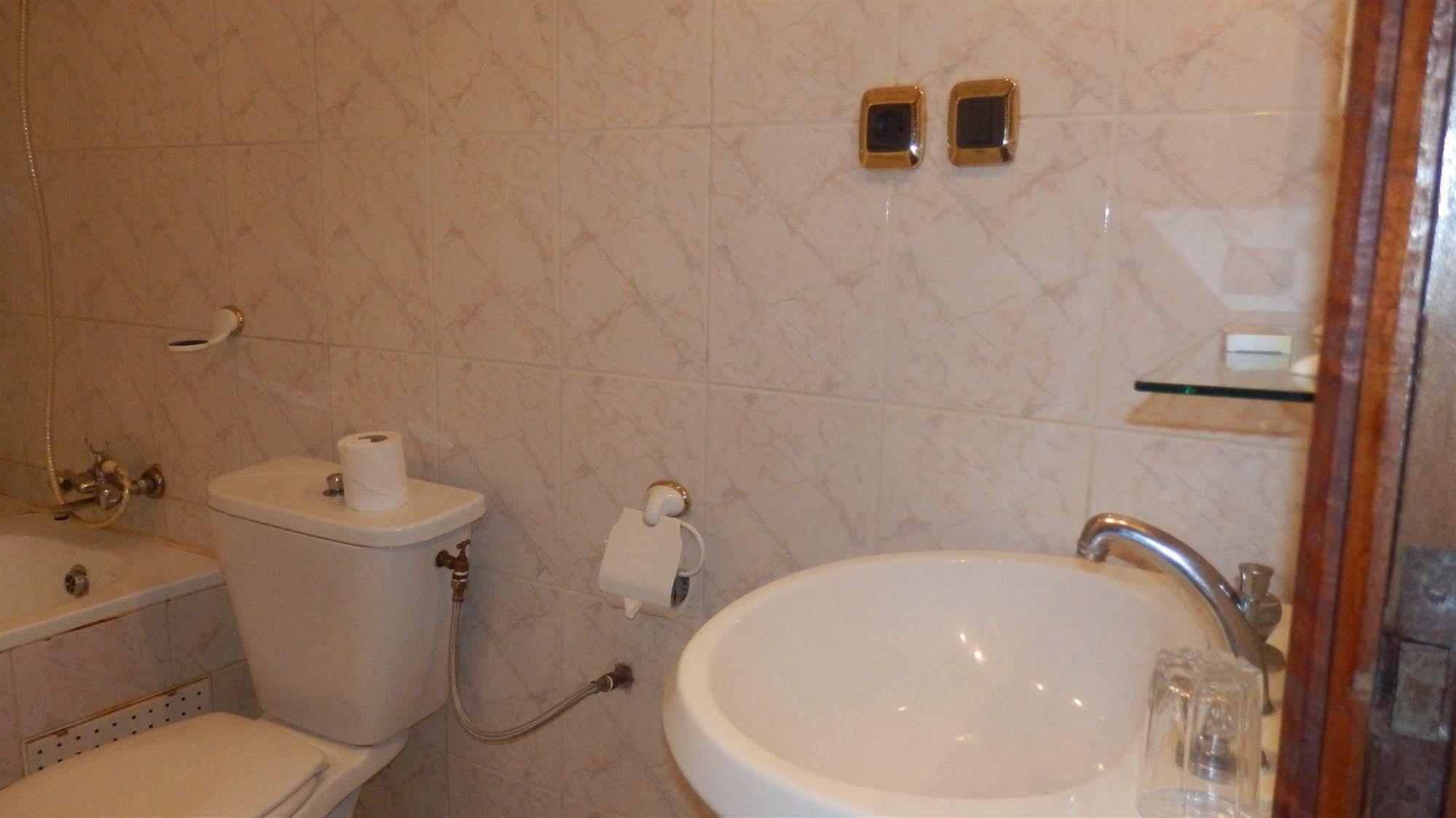 Hotel Royal Palace Duala Zewnętrze zdjęcie